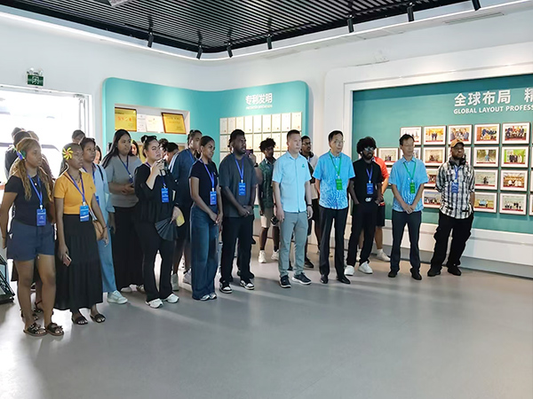 中国—太平洋岛国应对气候变化合作中心代表团莅临利森特农业考察调研